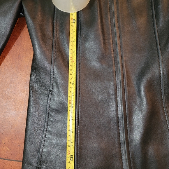 leather jacket - Picture 8 of 12